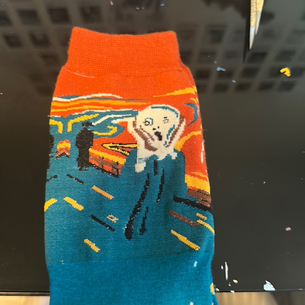 The scream painting socks